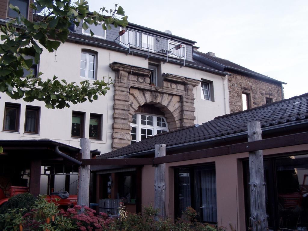 Gaestehaus Burg Molbach Kreuzau 외부 사진